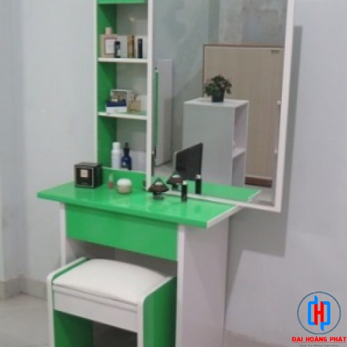 BÀN TRANG ĐIỂM01