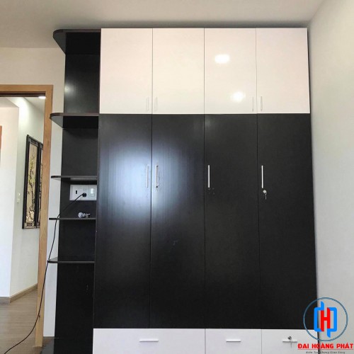 TỦ NHỰA 5 CÁNH TRẮNG ĐEN CÓ KỆ TA530530