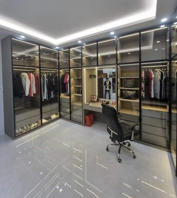 Tủ Áo Nhựa Cánh Nhôm Kính TAK1 5m5 x 2m9 x 0.5m