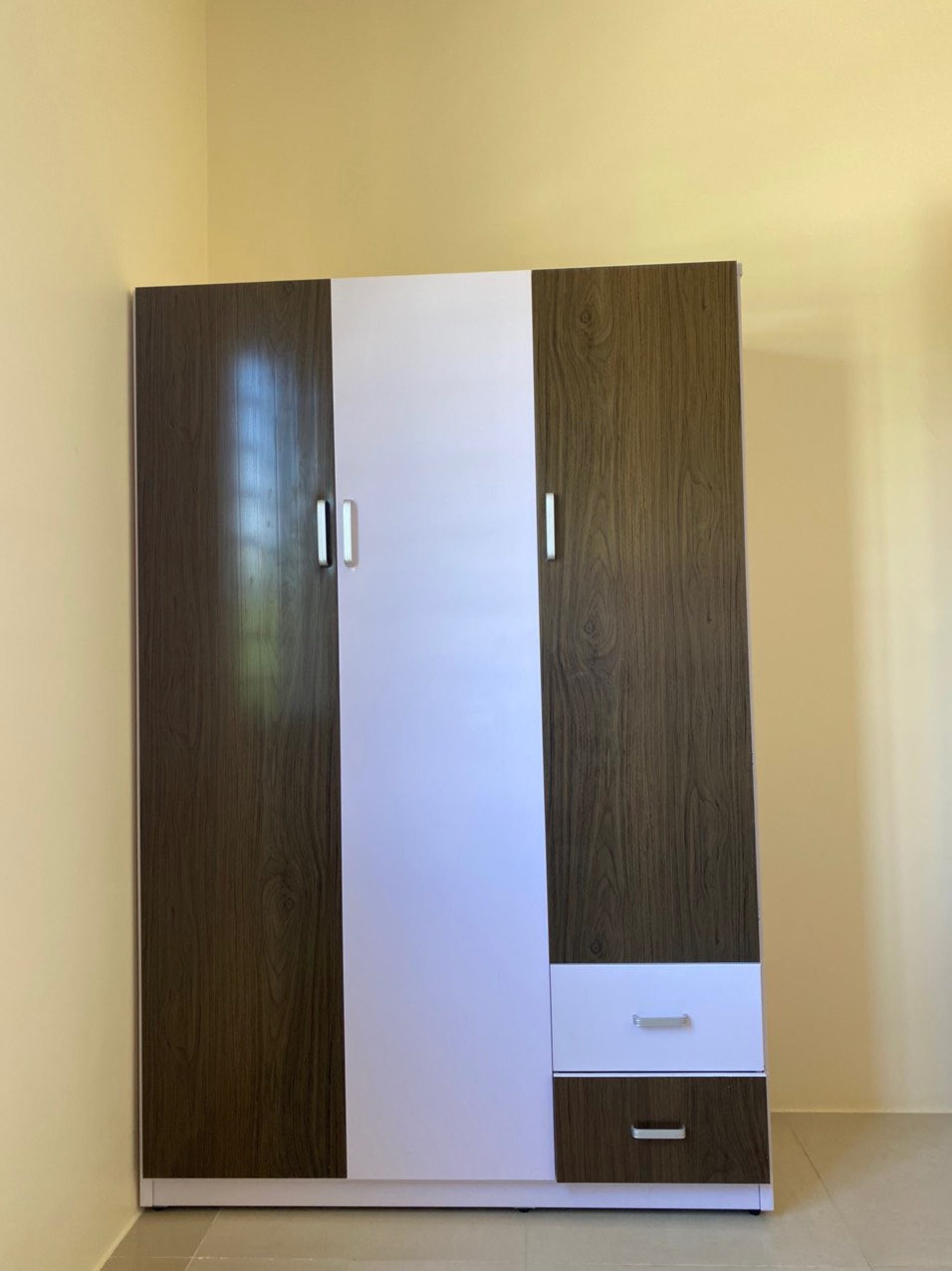 Tủ Áo Nhựa 3 Cánh Vân Gỗ Nhạt TA30133